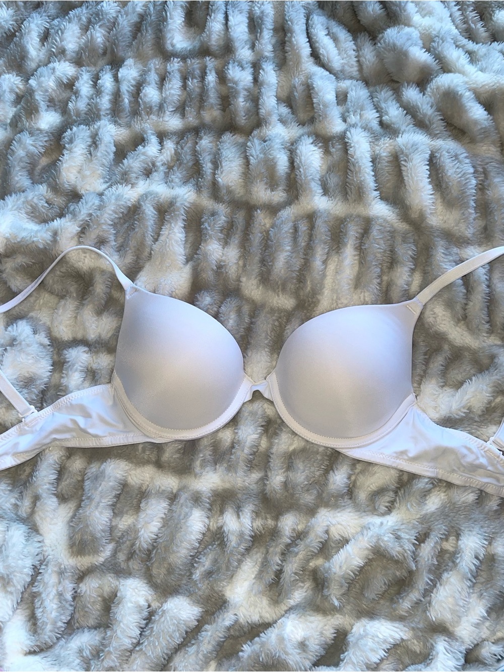 Victoria’s Secret PINK Wear Everywhere Push-Up Bra, SIZE : 32B